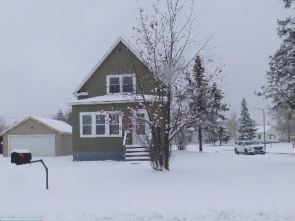 1802 E 27th St, Hibbing, MN 55746