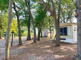 5549 Jaker Ln, Pensacola, FL 32526