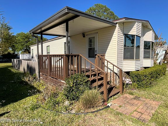 2nd image of 844 Cardinal Ave