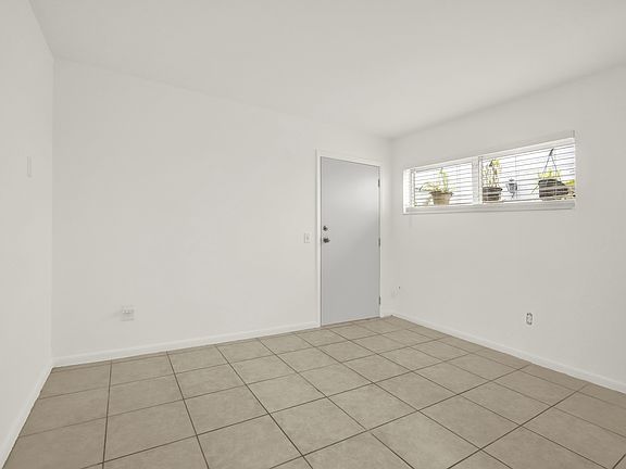 2nd image of 340 Madeira Ave APT 2