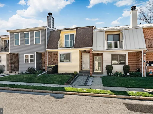 10 Rickmar Ln, Frazer, PA 19355