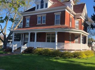 224 W Main St, Caledonia, MN 55921