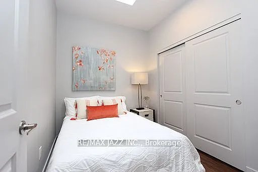 14 1/2 King St E #302 — Photo 12