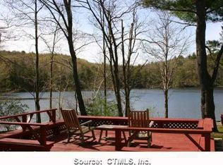 7 Woods Ln, Winsted, CT 06098