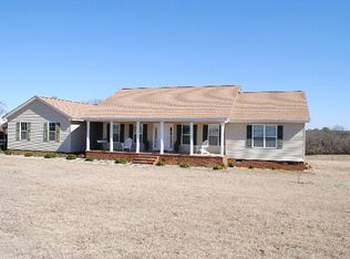 5501 Clarks Bridge Rd, Avera, GA 30803