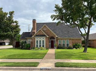 822 Willow Brook Dr, Allen, TX 75002