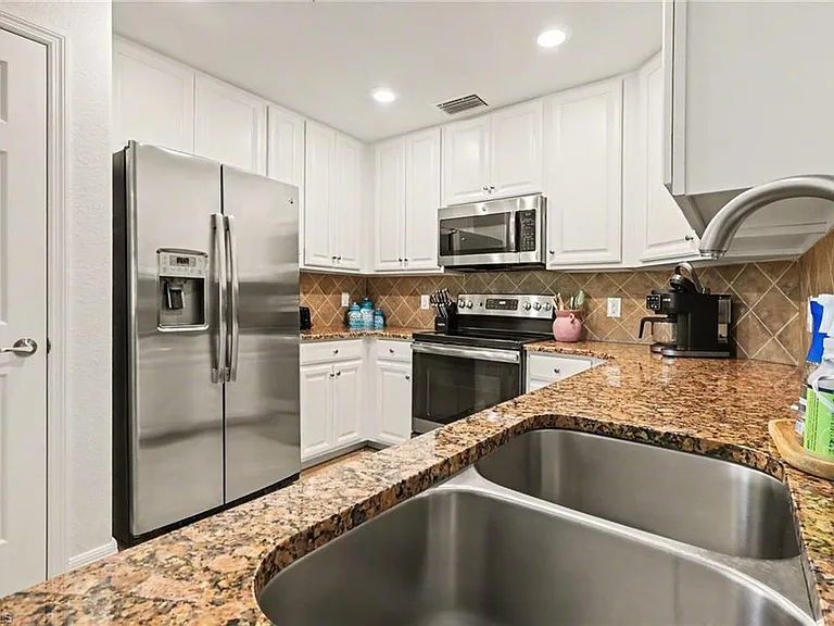 28050 Cookstown Ct #2704 — Photo 11