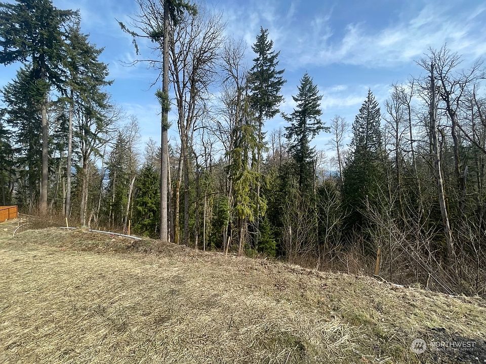 1st image of 17845 Cougar Mountain Road SE