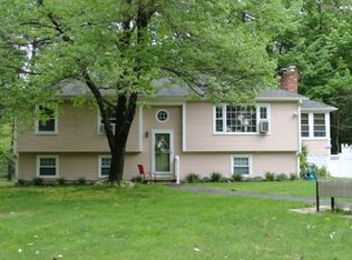 164 Lunenburg Rd, Townsend, MA 01474