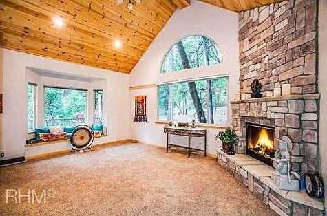 4th image of 27354 Cottonwood Ln