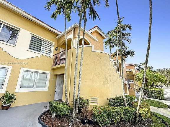 2nd image of 7910 NW 7th St APT 203