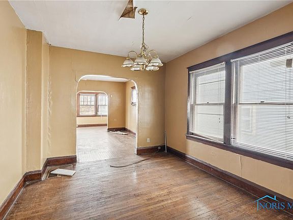 5th image of 1320 Goodale Ave