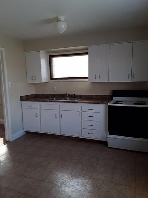 1st image of 1149 & 1155 Saxe Ave