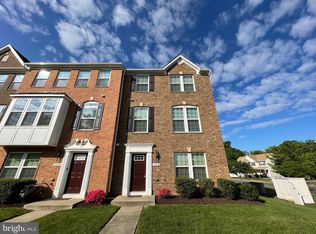 1126 Oakwood St, Fredericksburg, VA