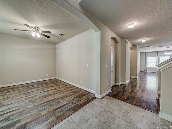 3rd image of 5805 DEVONWOOD ST