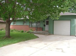 1107 Mayfair Pl, Rockford, IL 61107