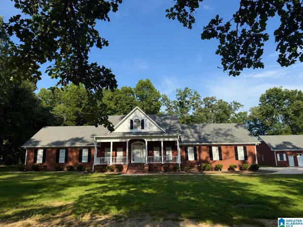 570 McClain Rd, Bessemer, AL 35023