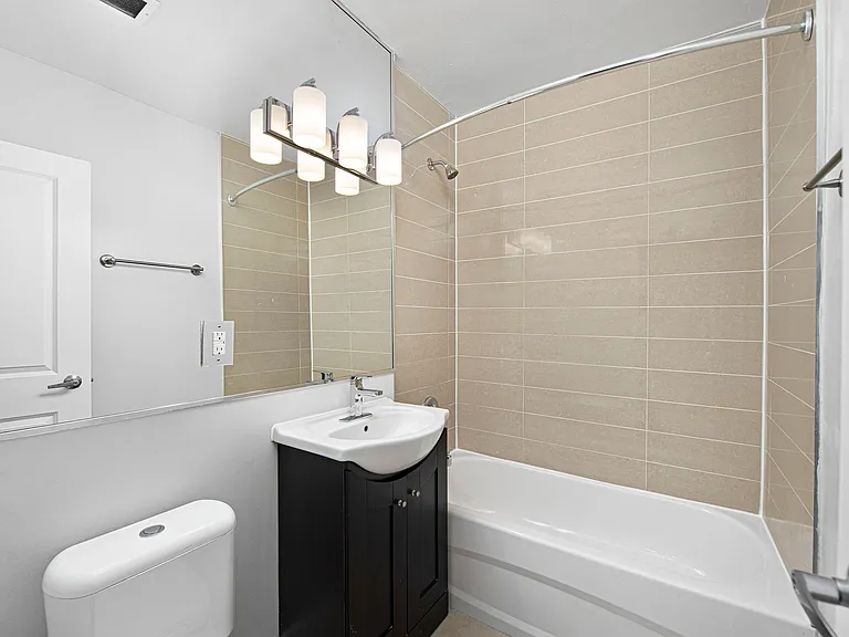 99 Dowling Ave — Photo 15