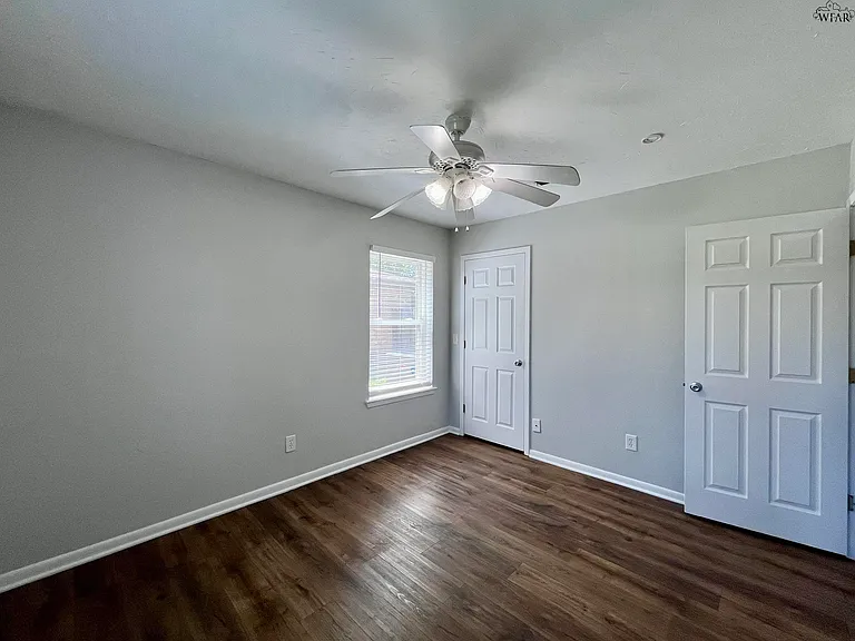 4318 Edgehill — Photo 16