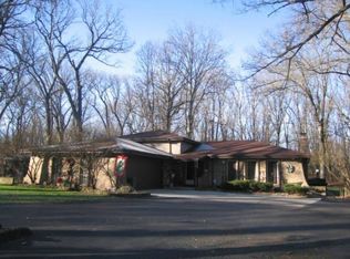 24430 S Dorothy Dr, Crete, IL 60417