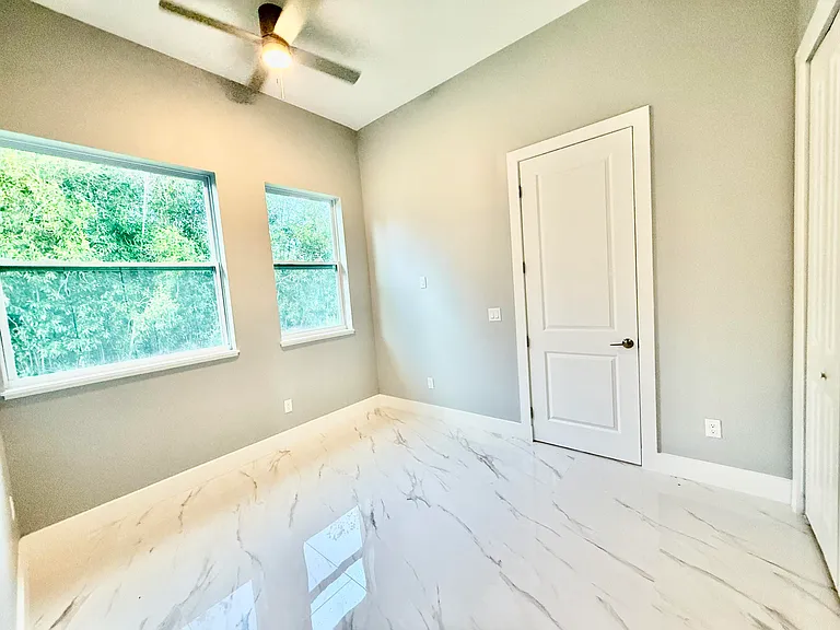 675 NE Moss Rose Pl — Photo 12