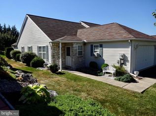 769 Blossom Hill Ln, Dallastown, PA 17313
