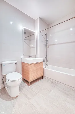 Rented by Platinum Properties | media 28