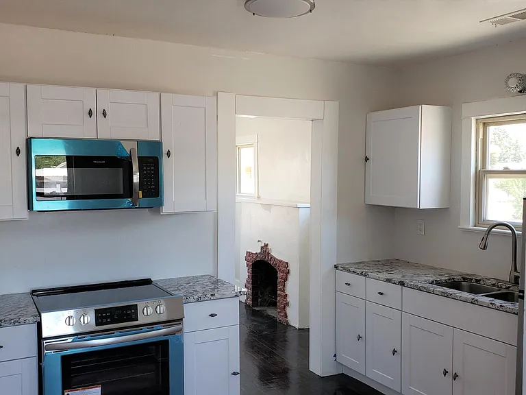 512 Granite Ave NW — Photo 4