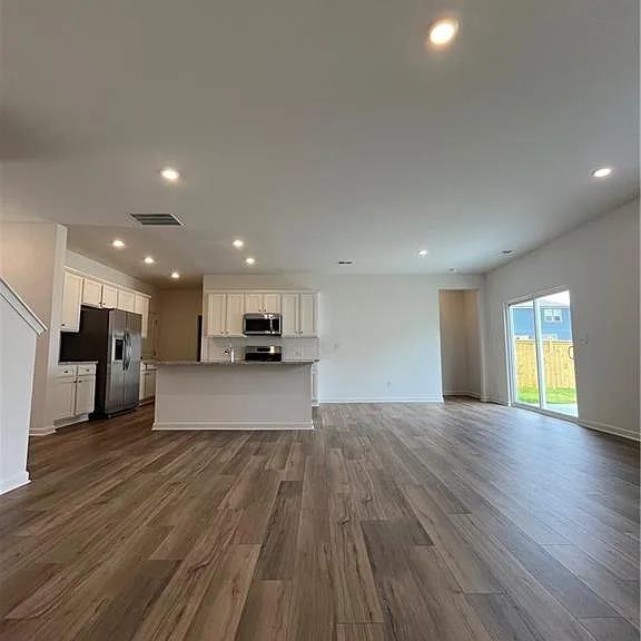 543 Madison Lakeview Dr — Photo 6