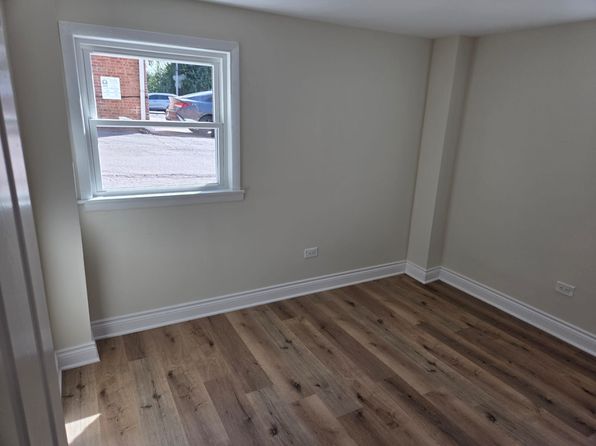 14132 S School St APT 1C
