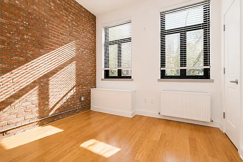 53 Pitt St #1A Photo 1