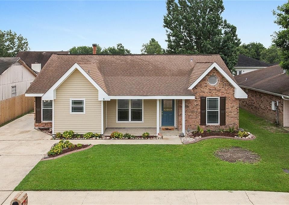 1st image of 449 Longview Dr
