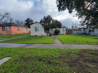 2406 E Simpson Ave, Fresno, CA 93703