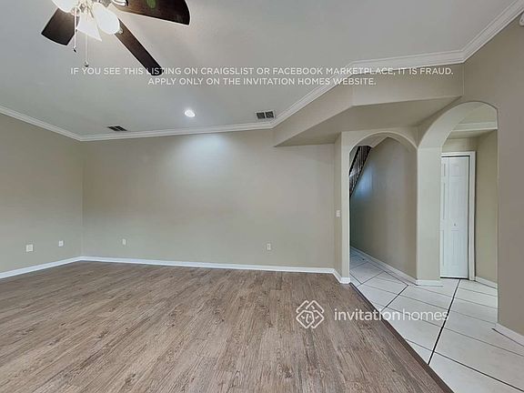 5th image of 401 Ventura Dr