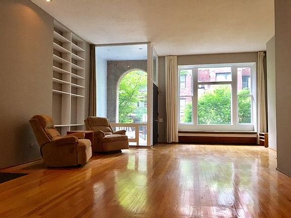 2nd image of 5203 S Dorchester Ave #1