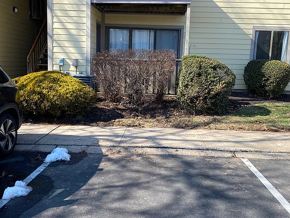 3rd image of 2601 Adams Ct