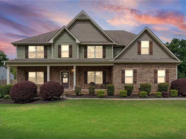 3833 Steinhauer Rd NE, Marietta, GA 30066