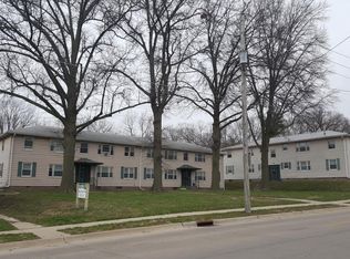 2245 Mississippi Blvd APT 5, Bettendorf, IA 52722