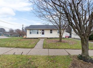 581 Stanley Rd, Akron, OH 44312