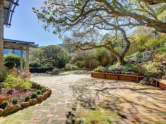 2nd image of 623 Sausalito Blvd