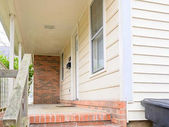 5th image of 3411 N Pershing Dr