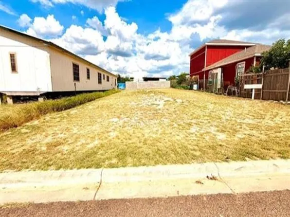 5207 Pearl Stone Rd, Laredo, TX 78046