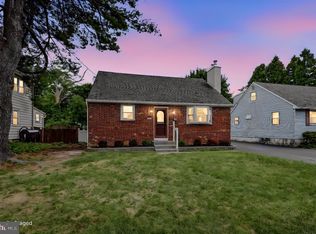 160 Wood St, Hatboro, PA 19040