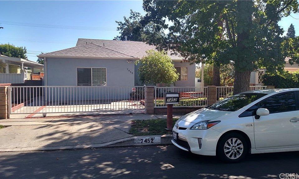 1st image of 7452 Loma Verde Ave