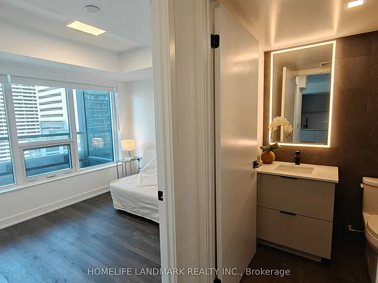 609 Sherbourne St #1603 — Photo 10