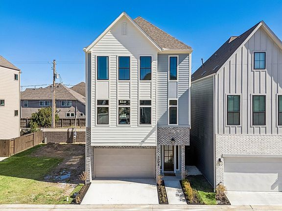 2nd image of 8712 Padua Ln