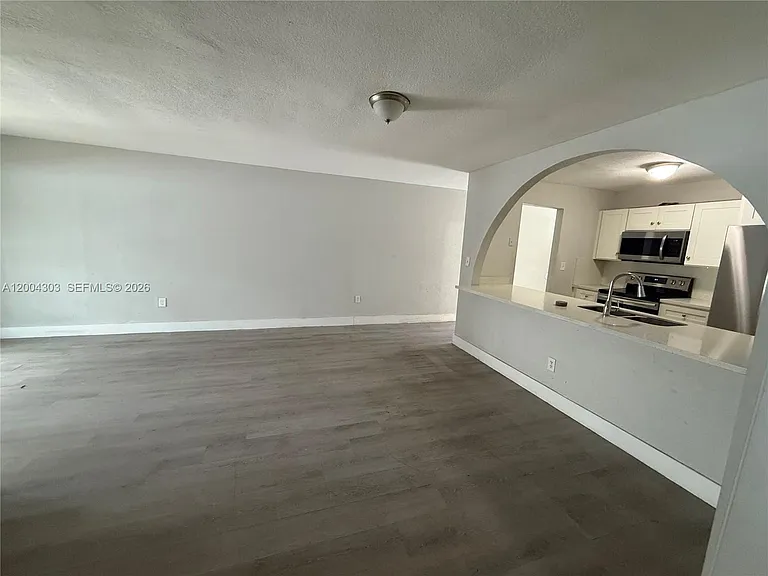 21002 NW 39th Ave — Photo 10