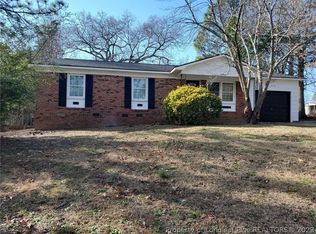 2620 Dinsmore Dr, Fayetteville, NC 28306
