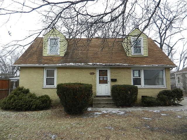 1st image of 205 Hayes Dr