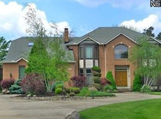 6800 Mayapple Cir, Solon, OH 44139